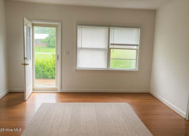 Property at 917 Jackson Store Rd, Beulaville, NC 28518, 3 beds, 1 bath