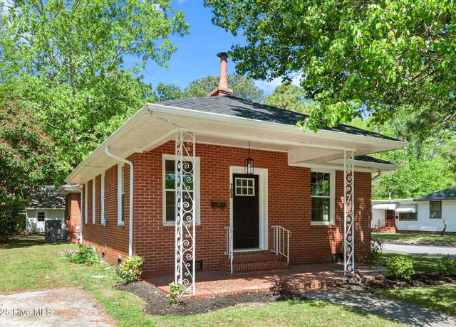 Property at 700 S Pine St, Rocky Mount, NC 27803, 4 beds, 1 bath