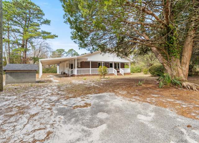 Property at 102 Sunnyvale Dr, Wilmington, NC 28412, 3 beds, 2 baths