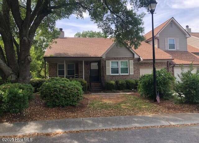 Property at 3443 Regency Dr, Wilmington, NC 28412, 2 beds, 2 baths