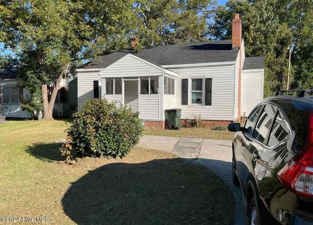 Property at 1110 Colonial Ave, Greenville, NC 27834, 2 beds, 1 bath