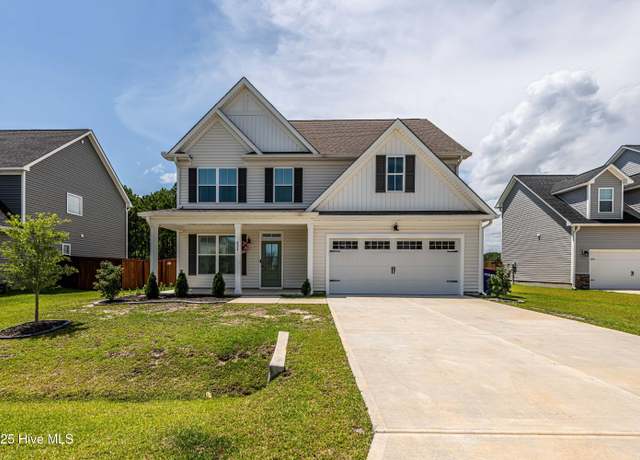 Property at 829 Cooke Dr, Hubert, NC 28539, 4 beds, 3.5 baths