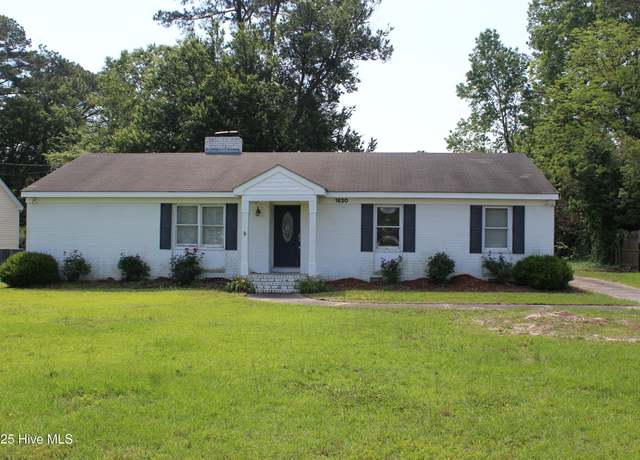 Property at 1620 Greenville Blvd SE, Greenville, NC 27858, 3 beds, 2 baths