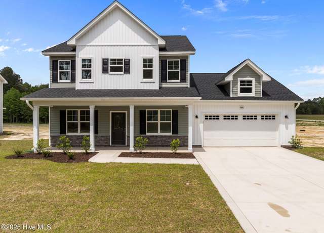 Property at 1585 Scull Rd, Raeford, NC 28376, 4 beds, 2.5 baths