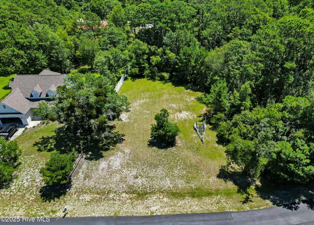 Property at 167 Yacht Club Dr, Newport, NC 28570