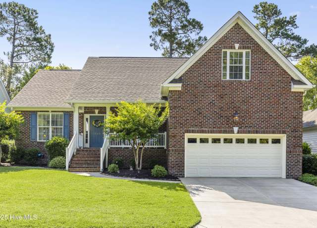 Property at 1504 Turnberry Ln SE, Bolivia, NC 28422, 4 beds, 3 baths