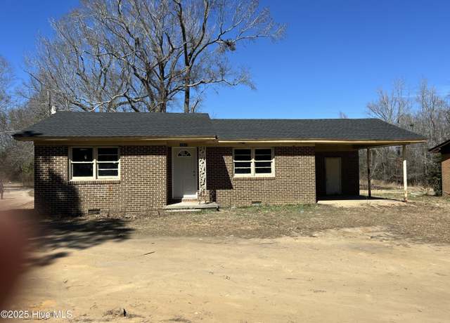 Property at 17281 Old Lumberton Rd, Laurinburg, NC 28352, 16 beds, 7 baths