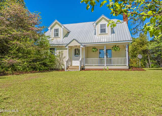 Property at 1768 Airport Rd, Whispering Pines, NC 28327, 4 beds, 3 baths