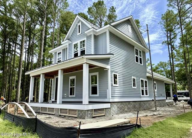 Property at 9148 E Lake Rd, Calabash, NC 28467, 4 beds, 3 baths