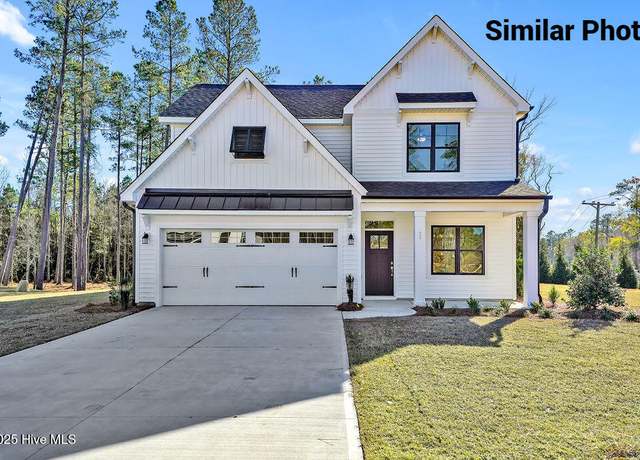 Property at 104 N Alena Ct, Hampstead, NC 28443, 4 beds, 2.5 baths