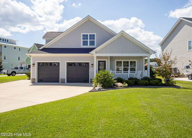 Property at 1213 Lantern Way, Morehead City, NC 28557, 3 beds, 2.5 baths
