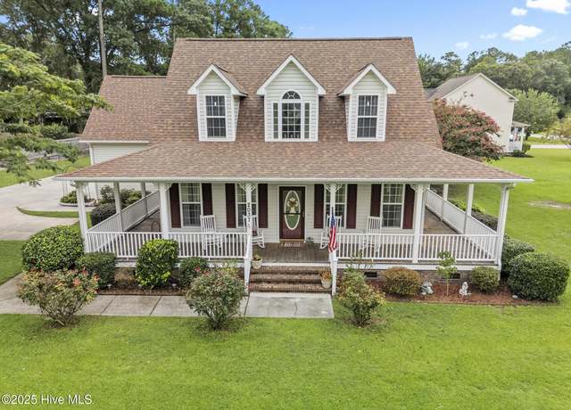Property at 2037 Catherine Lake Rd, Richlands, NC 28574, 4 beds, 2.5 baths