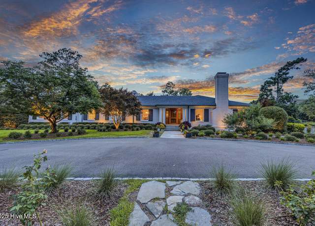 Property at 1920 Hillsboro Rd, Wilmington, NC 28403, 4 beds, 3.5 baths