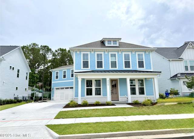 Property at 4026 Watersail Dr #120, Wilmington, NC 28409, 4 beds, 3 baths