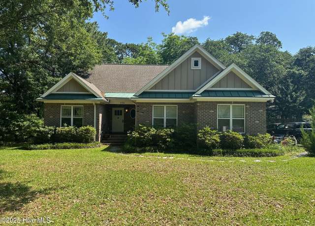 Property at 2790 Scotts Hill Loop Rd, Wilmington, NC 28411, 4 beds, 3 baths