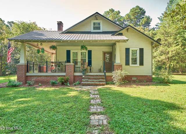 Property at 2900 Vass Carthage Rd, Carthage, NC 28327, 4 beds, 2 baths