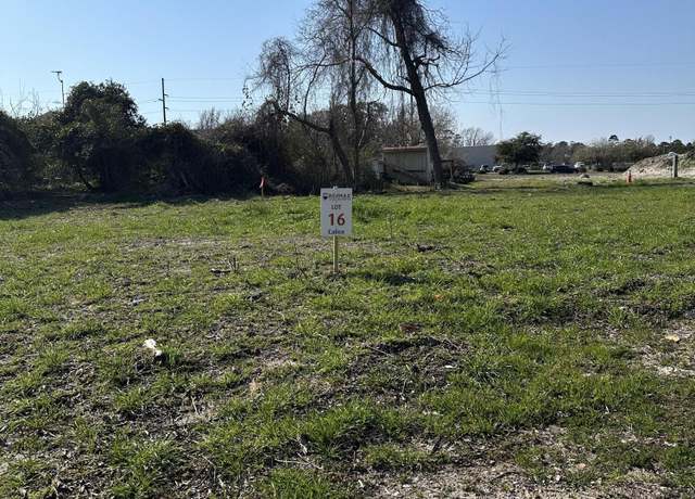 Property at 505 N 24th St, Morehead City, NC 28557