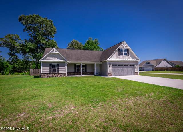 Property at 600 Feather Ct, Richlands, NC 28574, 3 beds, 2 baths