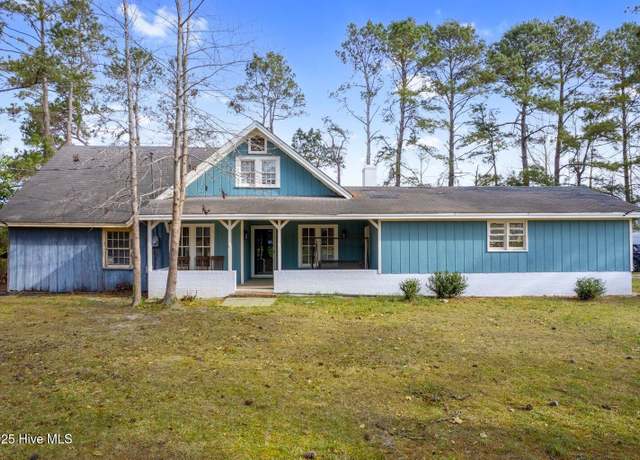Property at 1155 Hilburn Rd, Whiteville, NC 28472, 4 beds, 1 bath