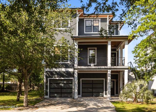 Property at 104 Diamond Point Ct, Surf City, NC 28445, 4 beds, 3.5 baths