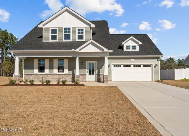 Property at 236 Grove Walk Rd, Raeford, NC 28376, 3 beds, 3.5 baths