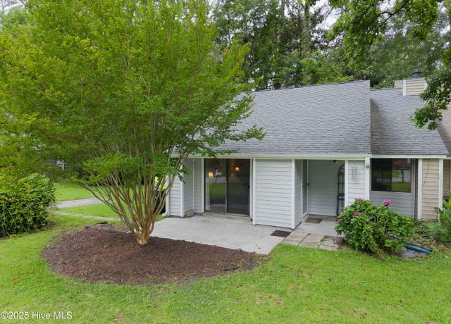 Property at 1003 A Kings Way, New Bern, NC 28562, 2 beds, 1 bath
