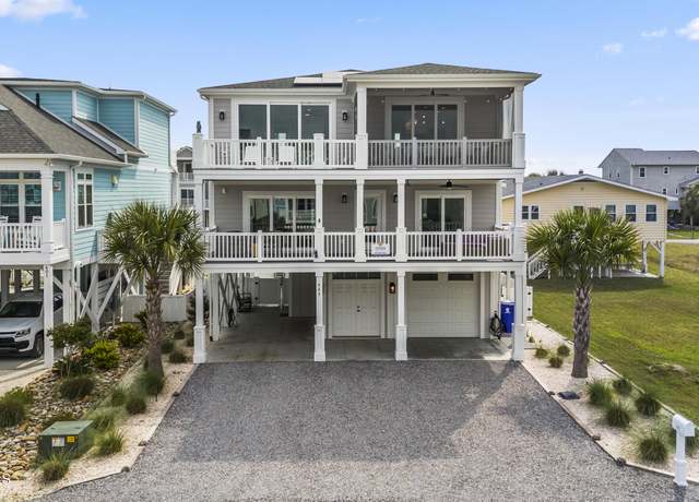 Property at 403 17th St, Sunset Beach, NC 28468, 6 beds, 6.5 baths