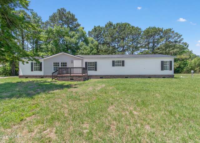 Property at 1549 Pelican Pl SW, Shallotte, NC 28470, 3 beds, 2 baths