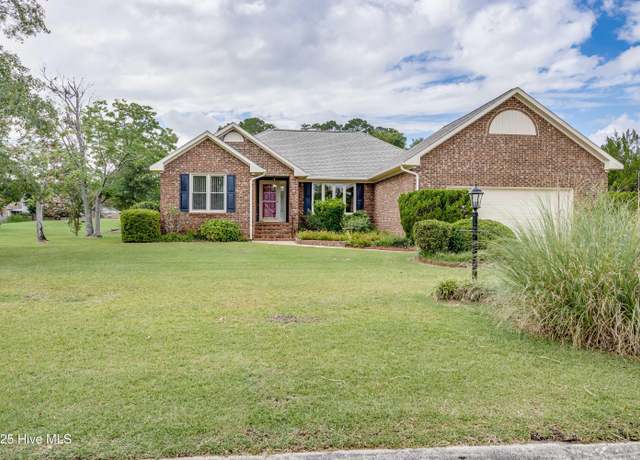 Property at 201 Stadler Dr, New Bern, NC 28560, 3 beds, 2.5 baths
