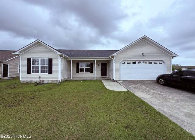Property at 7317 Woodhall Dr, Wilmington, NC 28411, 3 beds, 2 baths