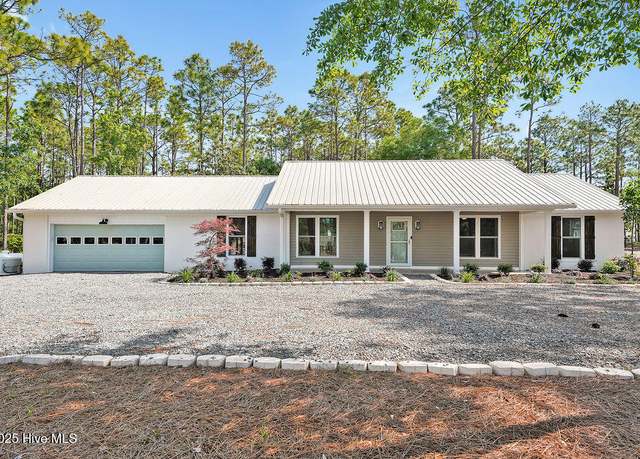 Property at 1324 South Shore Dr, Southport, NC 28461, 3 beds, 2 baths