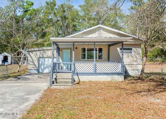 Property at 660 Beachview Dr SE, Bolivia, NC 28422, 3 beds, 2 baths