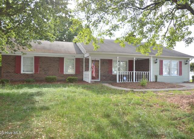 Property at 1412 Clubview Dr, Rocky Mount, NC 27804, 3 beds, 3 baths