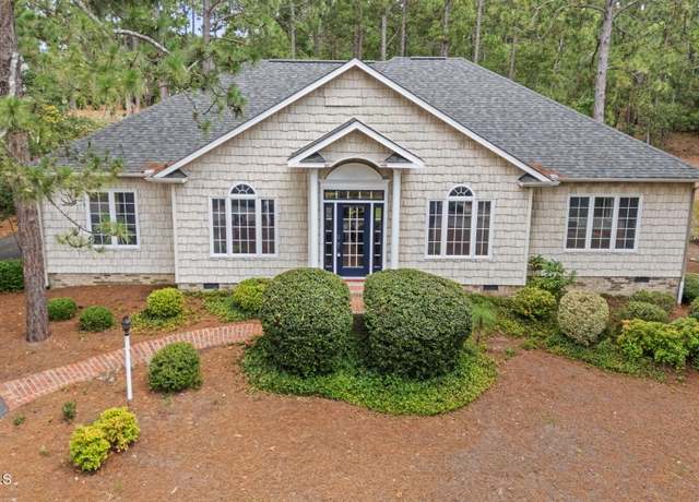 Property at 115 Clay Cir, West End, NC 27376, 3 beds, 2 baths