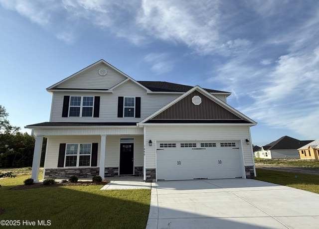 Property at 1000 Tripletail Trce, New Bern, NC 28562, 4 beds, 2.5 baths