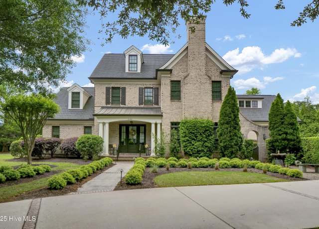 Property at 2176 Deer Island Ln, Wilmington, NC 28405, 5 beds, 5 baths