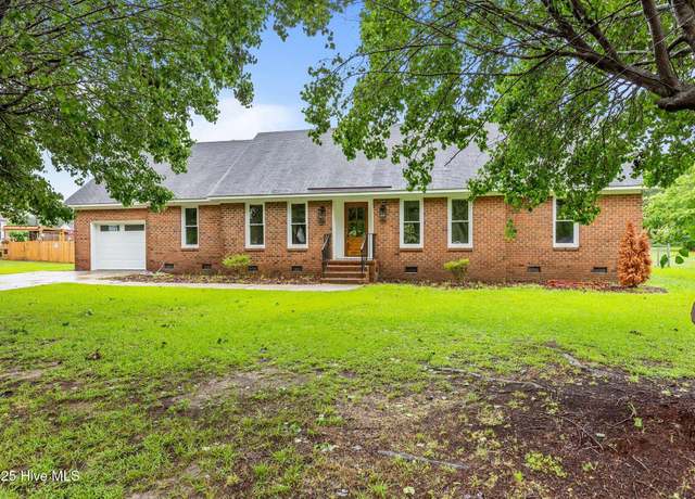 Property at 2250 Jane Dr, Greenville, NC 27858, 3 beds, 2 baths