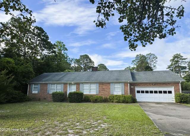 Property at 426 Arbor Way, Wilmington, NC 28409, 3 beds, 2 baths