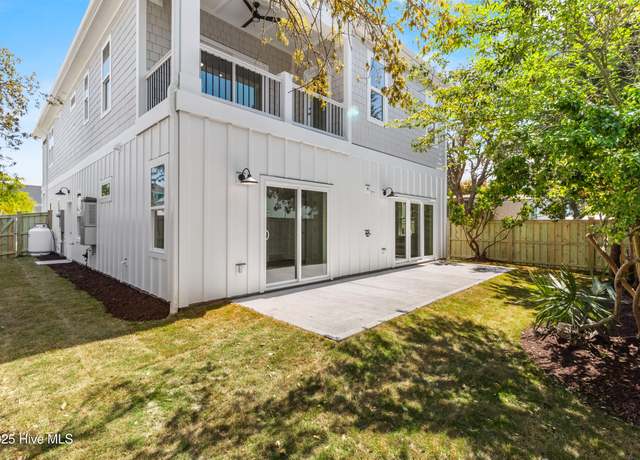 Property at 1514 Mackerel Ln, Carolina Beach, NC 28428, 4 beds, 3 baths