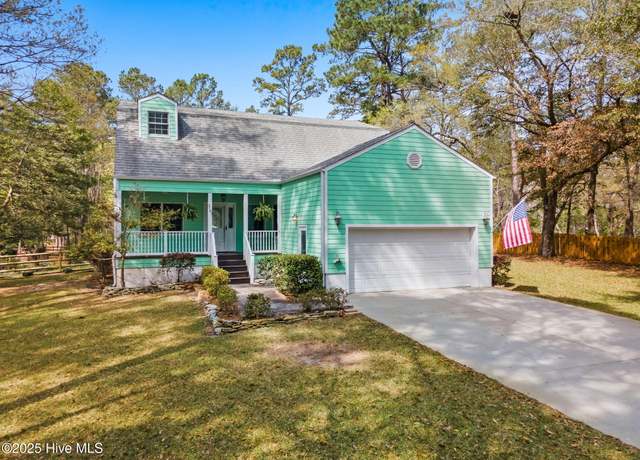 Property at 3181 Island Dr SE, Bolivia, NC 28422, 3 beds, 2.5 baths