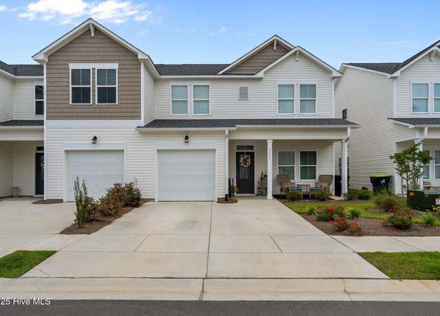Property at 5021 Northstar Dr, Leland, NC 28451, 4 beds, 2.5 baths
