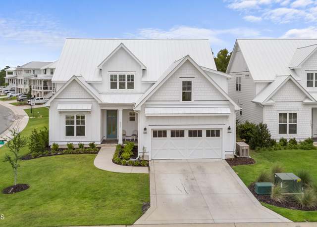 Property at 8205 Moss Bridge Ct, Wilmington, NC 28411, 4 beds, 4 baths