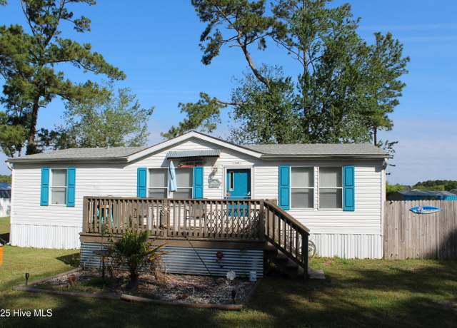 Property at 938 Stanland St SW, Calabash, NC 28467, 3 beds, 2 baths