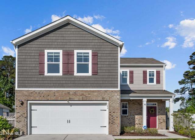 Property at 304 Airlie Vista Ln, Surf City, NC 28445, 3 beds, 2.5 baths