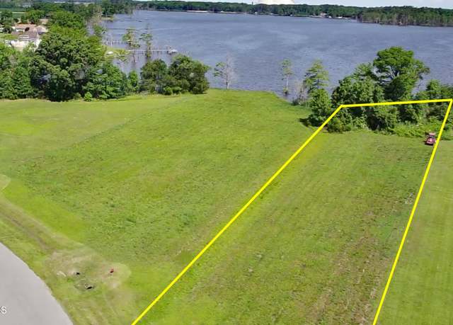 Property at 106 Mia Ct, Elizabeth City, NC 27909
