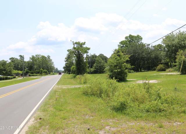 Property at 127 Old Fayetteville Rd, Leland, NC 28451, 3 beds, 1 bath