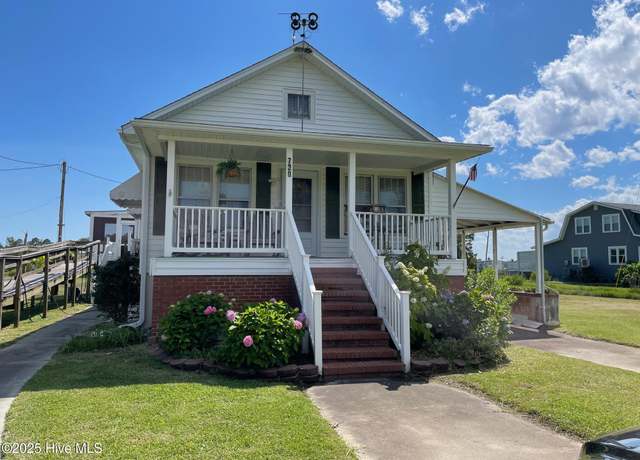 Property at 730 Highway 70 Sea Level, Sea Level, NC 28577, 2 beds, 1.5 baths