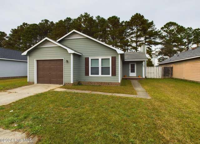 Property at 1108 Hoke Loop Rd, Fayetteville, NC 28314, 3 beds, 2 baths