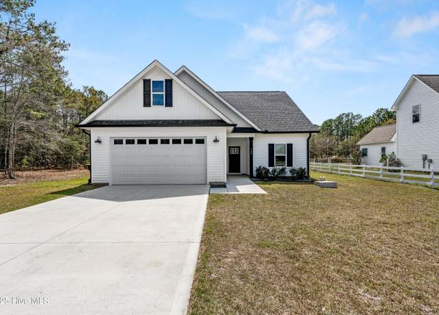 Property at 522 Sound Rd, Holly Ridge, NC 28445, 3 beds, 2 baths