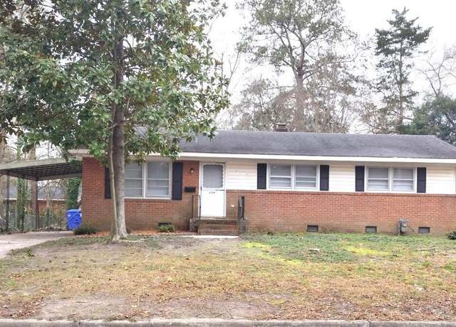 Property at 2704 Tryon Dr, Greenville, NC 27858, 3 beds, 1.5 baths